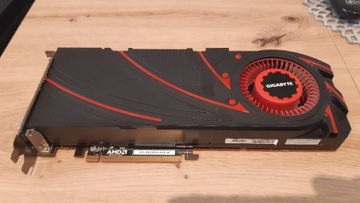 Karta graficzna AMD Radeon R9 290 4GB Gigabyte