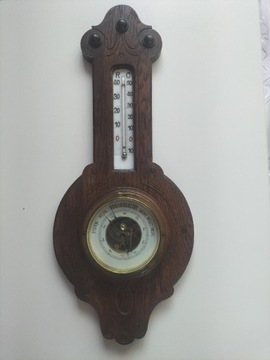 Stary barometr z termometrem