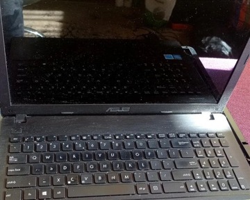 Laptop ASUS X551M w całości lub na części