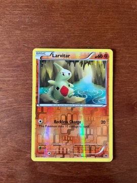 Karta Pokemon LARVITAR 40/124 Fates Collide HOLO