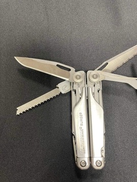 Multitool Leatherman Surge i pudełko kabura bity 