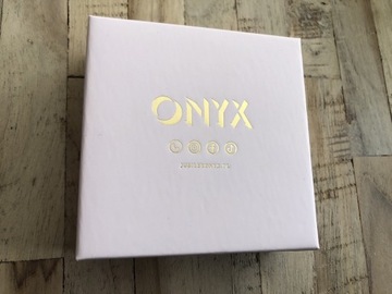 Opakowanie pudełko na kolczyki po kolczykach Onyx