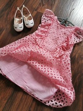 Zara różowa hawtowana sukienka 4-5lat