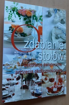 Ozdabianie stołów dekoracje świąteczne przyjęcia