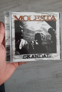 Molesta Skandal 1 wydanie jak nowa 