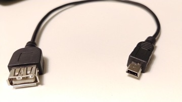 Krótka przejściówka żeński USB - męski mini USB 