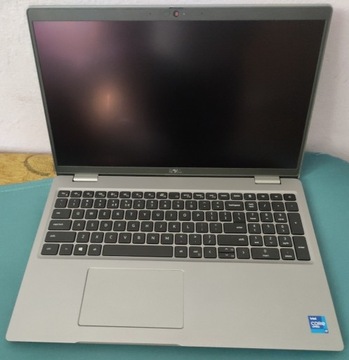 DELL LATITUDE 5520 i7 3.0 GHz 24GB RAM SSD 512 GB