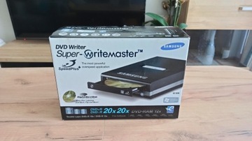 Napęd nagrywarka zewnętrzna CD DVD Samsung SE-S204