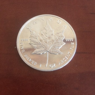 Srebrna Moneta 5 dolarowa z Elizabeth II