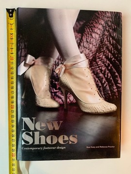 New Shoes Contemporary Footwear Design - Sue Huey,