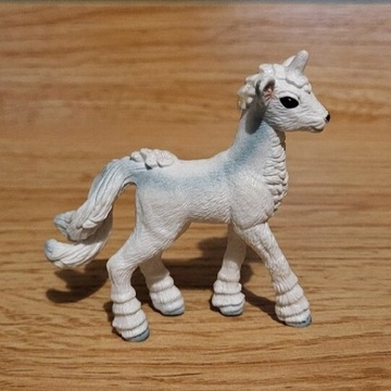 Schleich bayala magiczny koń Takkiti jednorożec