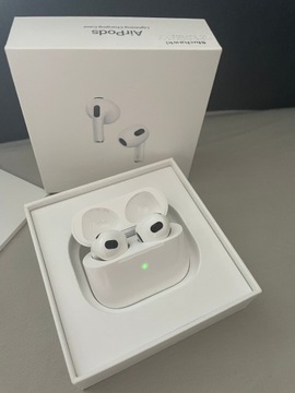 Prawie nowe słuchawki Apple AirPods III ORYGINALNE