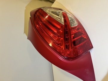 Lampa tylnią prawa peugeot 208