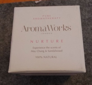 Świeczka Puree aromatherapi firmy AromaWorks.