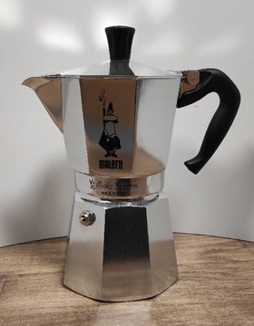 Bialetti Moka Express 6 tz nowa bez pudełka 