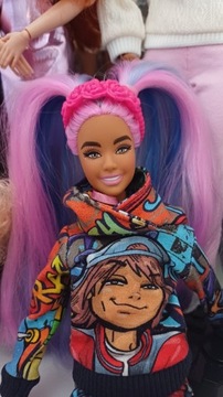 Lalka Barbie extra fly