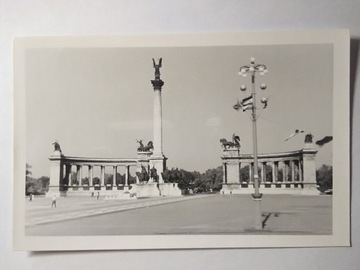 WĘGRY Budapeszt Plac Bohaterów pomnik