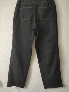 Czarne  jeansy  damskie 46