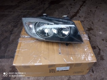 Lampa prawa przód przedlift BMW E90 E91 Stan BD