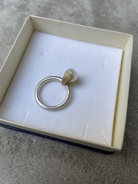 srebrny pierścionek z perłą, próba 925