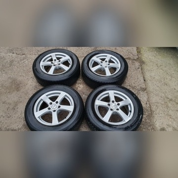 VW Felgi aluminiowe DEZENT 16" z oponami zimowymi