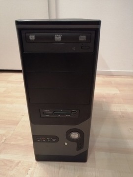 Komputer Quad Q9300 , rx 470 4gb , 4gb Ram