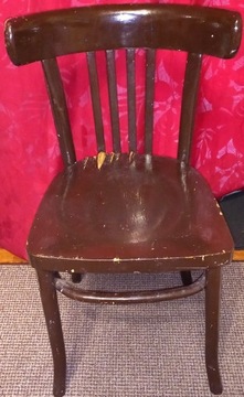 Stare drewniane krzesło gięte