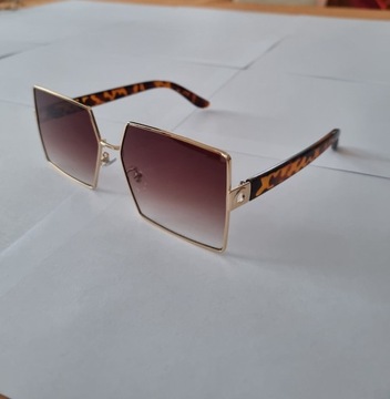 Okulary przeciwsłoneczne New Vintage Brand UV400