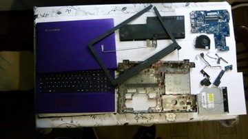 Laptop Lenovo 305-15IBD obudowa płyta części