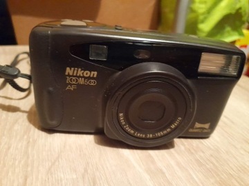 Aparat Nikon 100 M 500 AF