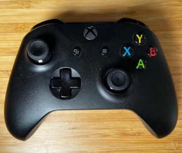 Oryginalny kontroler (pad) Xbox One S
