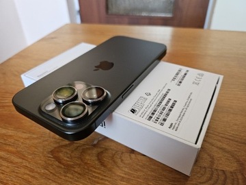 iPhone 15 pro 8/128 GB