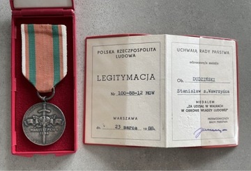 Medal za Udział w Walkach w Obronie Władzy Ludowej PRL z legitymacją
