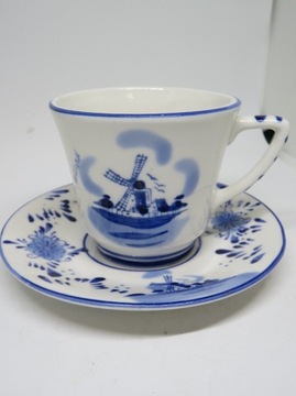 Delft niebieska filiżanka i spodek do herbaty 