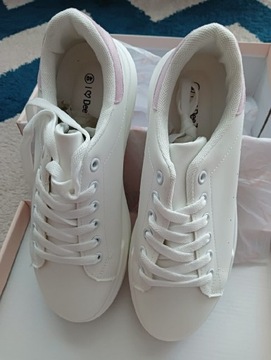 Nowe sneakersy białe buty sportowe adidasy 40