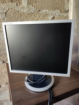 Monitor Samsung SyncMaster 740N