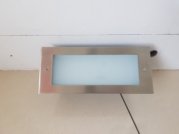 Oprawa lampa wpuszczana w ścianę LED AEG280025