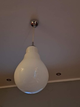 Lampa sufitowa "żarówka"