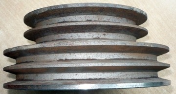 Koło pasowe żeliwne stopniowe-2x22/2x17cm,pasek-17
