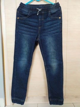 Spodnie jeansowe chłopięce r.134