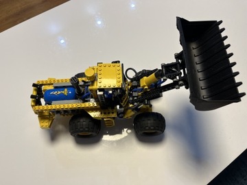 Ładowarka pneumatyczna Lego Technic 8439 / 8464