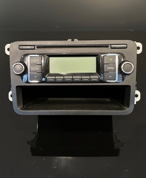 Radio ze schowkiem Volkswagen Golf VI