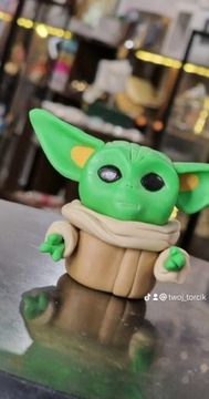 Figurka na tort. Star Wars. Baby Yoda