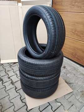 Opony letnie Falken 215/50R18