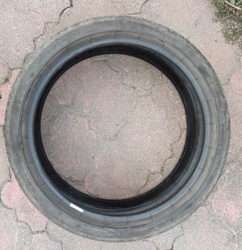 Pirelli P Zero 255/35 R19 Runflat 