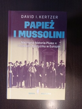  David I. Kertzer  - Papież i Mussolini