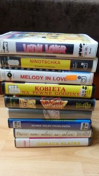 9 filmów VHS, w tym erotyczne 