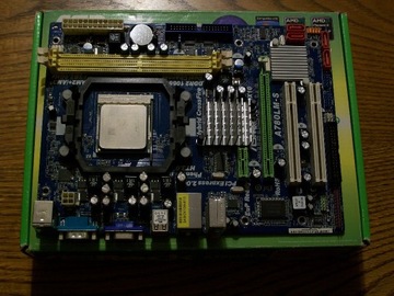 ASRock A780LM-S + Athlon II B22 + 4GB DDR2