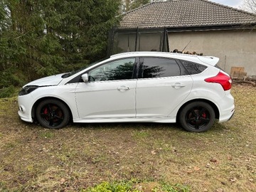 Ford Focus S 1.6 EcoBoost 182 KM