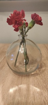 Szklany wazon nowy 